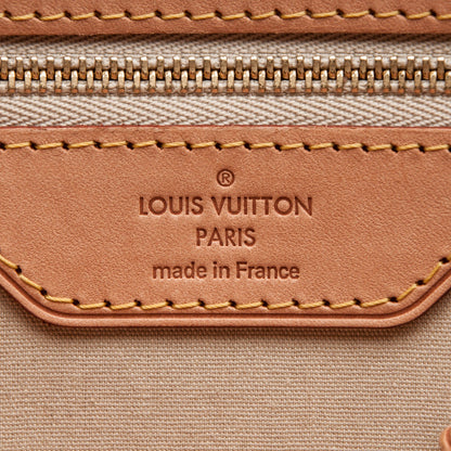Louis Vuitton Vernis Brea GM Blanc Corail 7 of 10