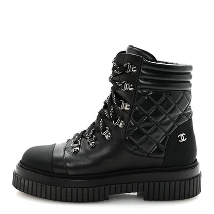 Chanel Calfskin Grosgrain Quilted Lace Up Boots 38.5 Black Grey 1 of 9