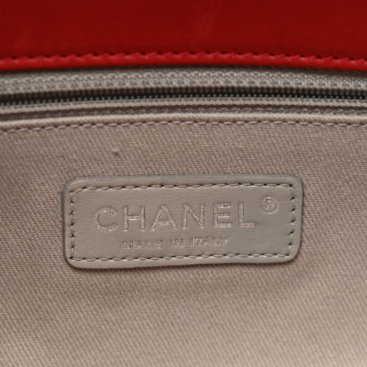 Aged Calfskin Embossed Logo Quilted 2.55 Reissue 227 Flap Red