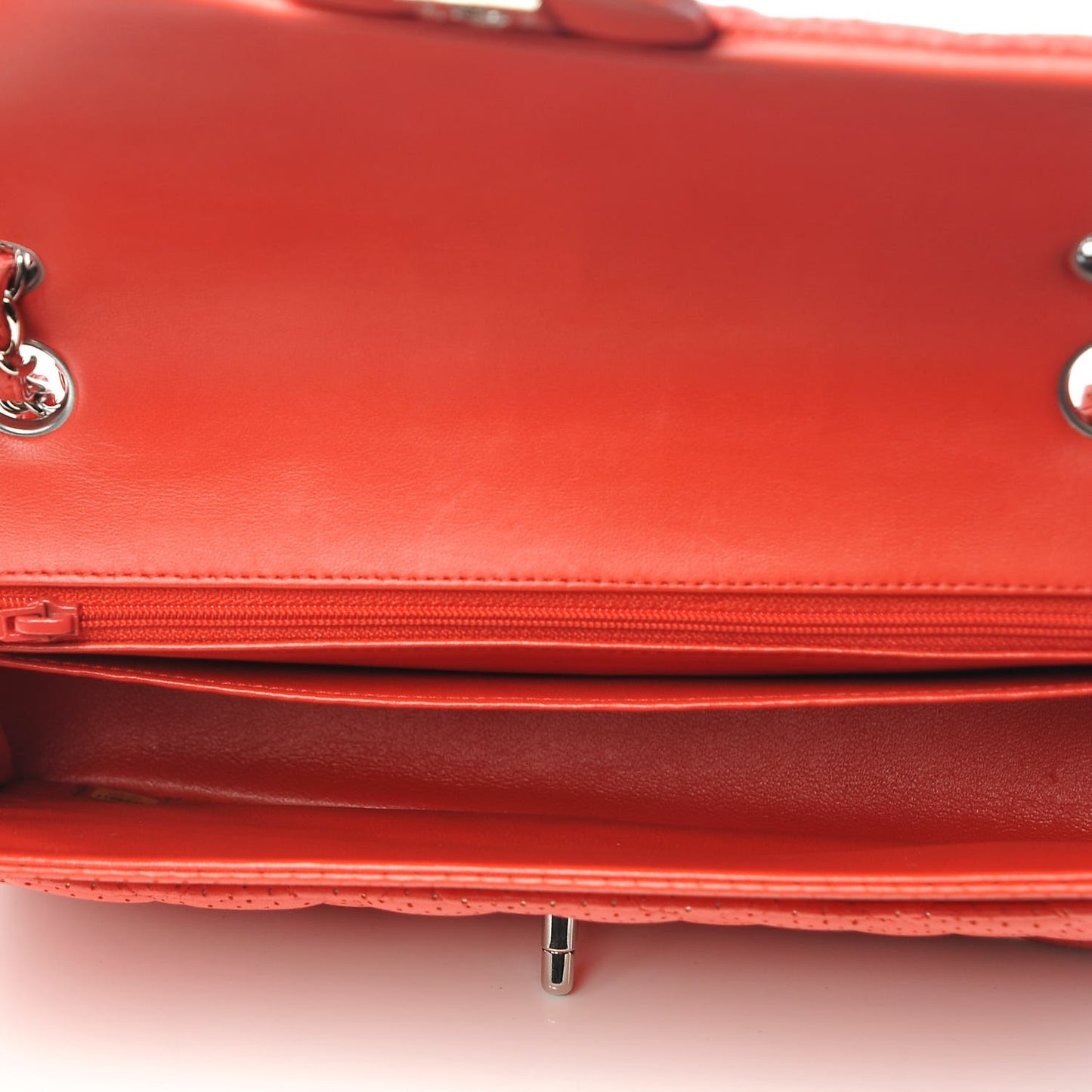 Lambskin Perforated Medium Double Flap Red