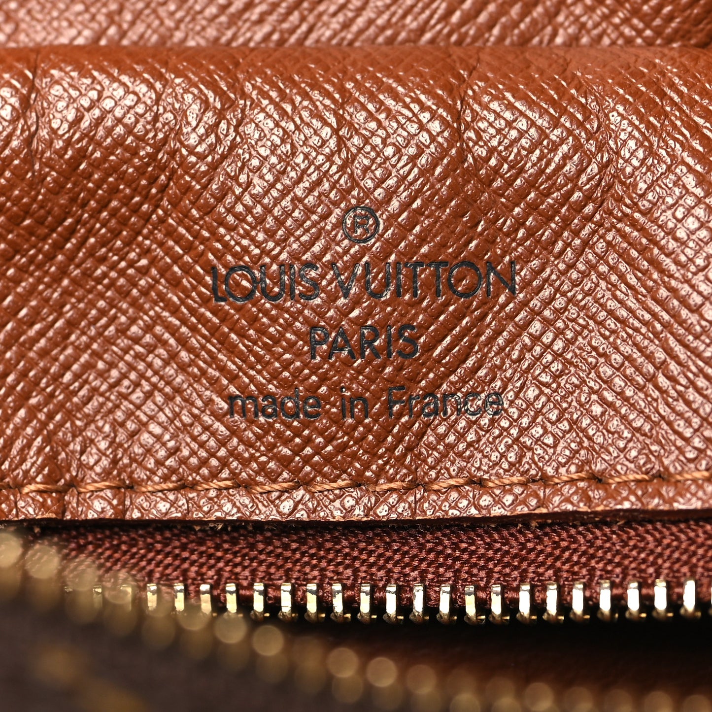 Monogram Nil 28
