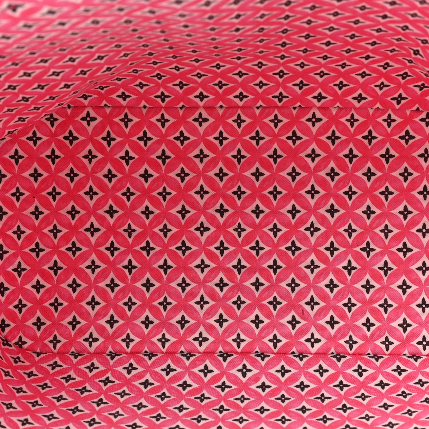 Louis Vuitton Monogram Giant By The Pool 2.0 Neverfull MM Rose 6 of 10