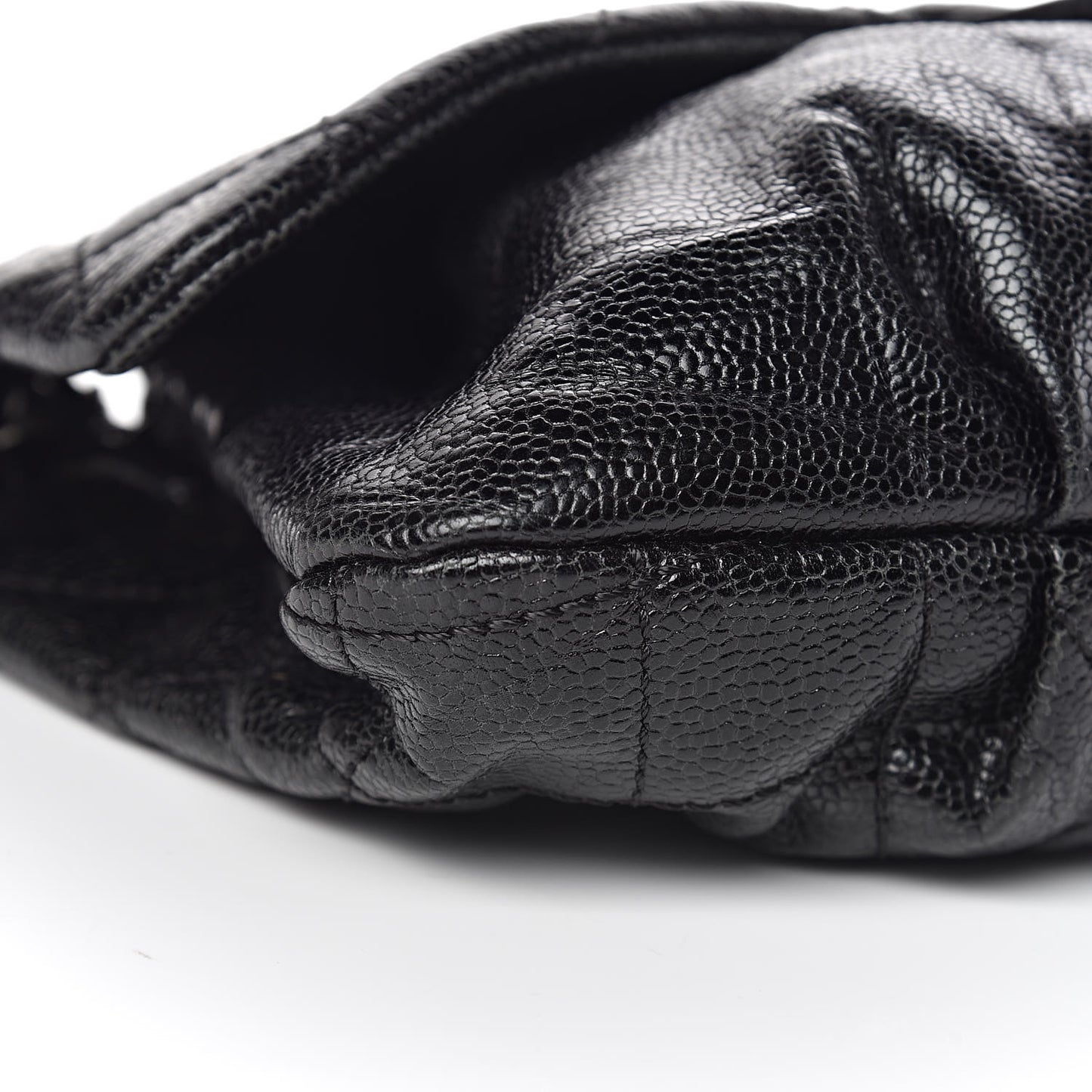 Caviar Quilted Medium Elastic Flap Black