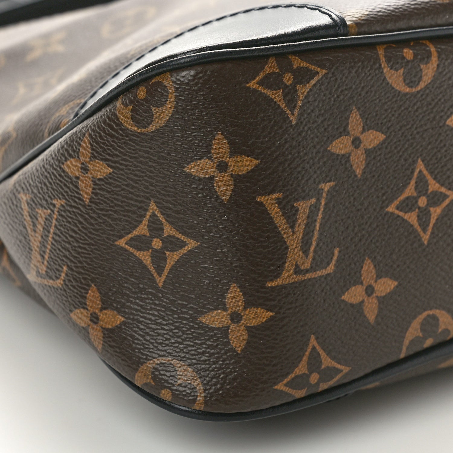 Louis Vuitton Monogram Odeon MM Black 8 of 9