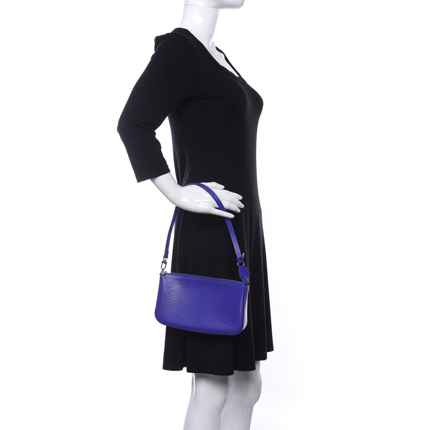 Louis Vuitton Epi Pochette Accessories NM Figue 2 of 10