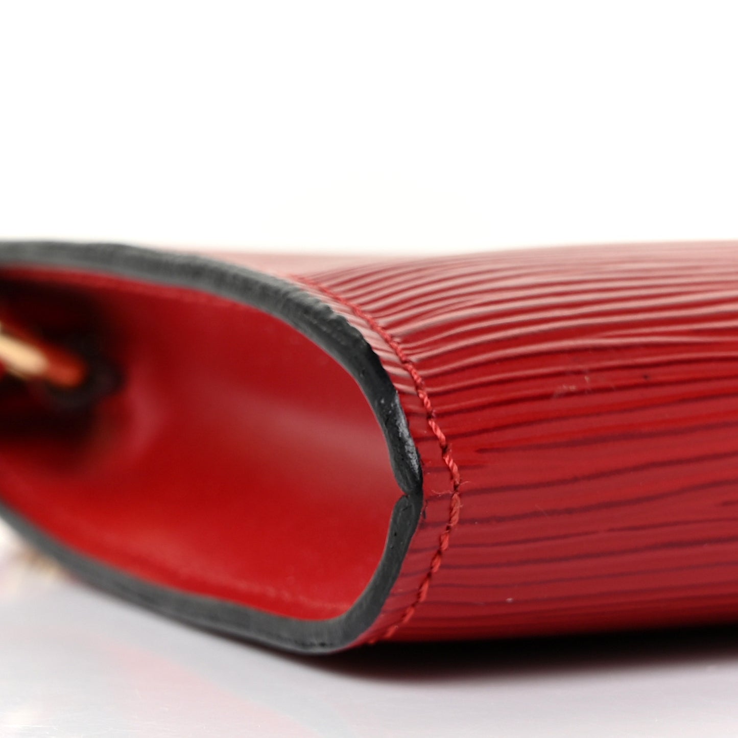 Epi Pochette Accessories 24 Castillan Red