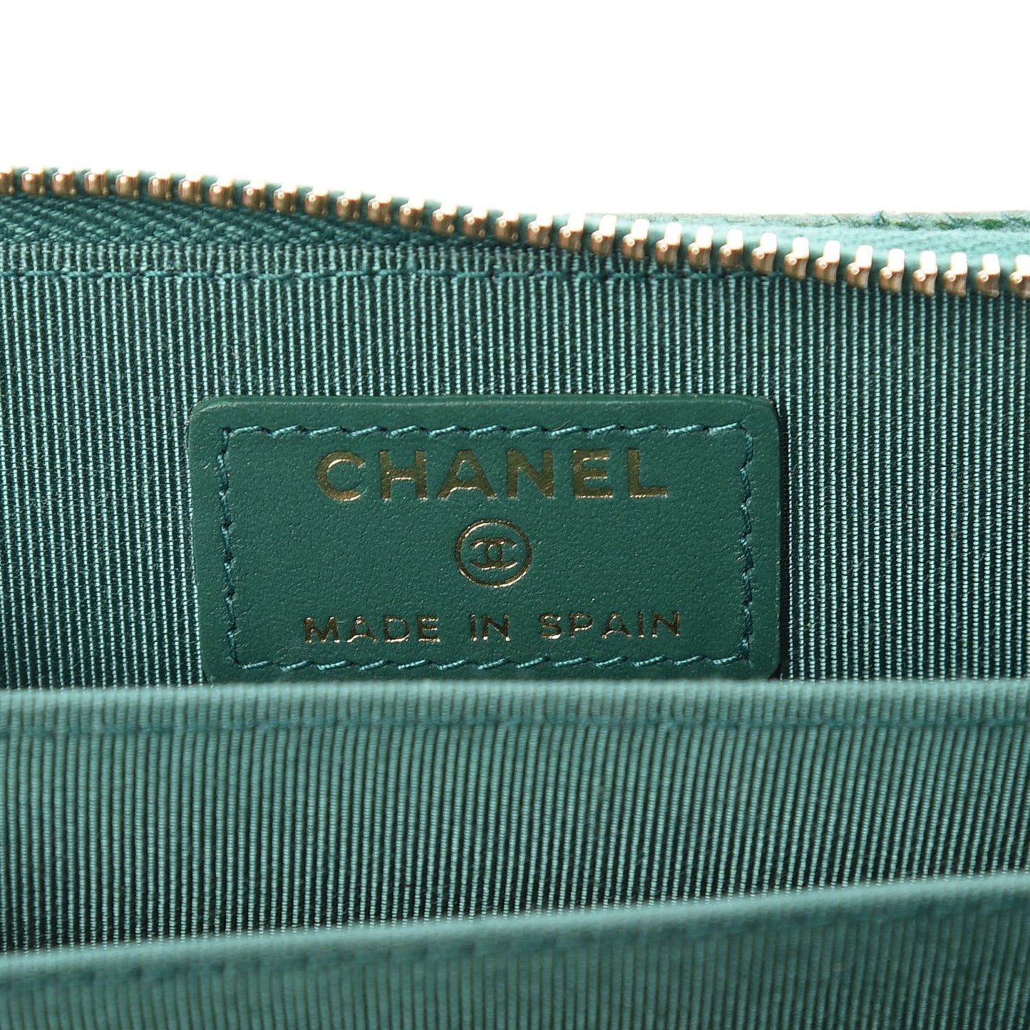 Metallic Caviar Quilted Zip Coin Purse Green