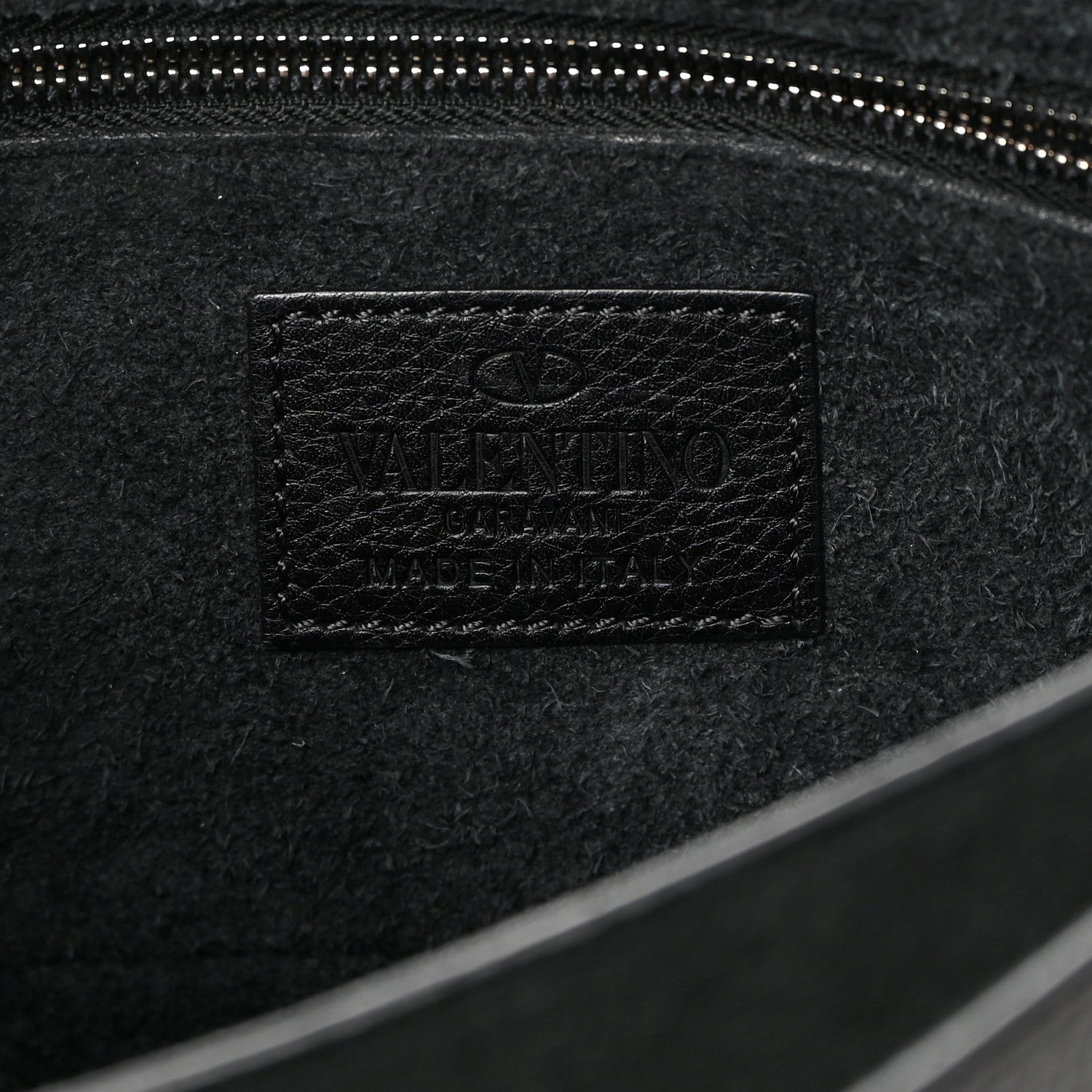 Valentino Garavani Pebbled Calfskin Turquoise Medium Guitar Strap Rockstud Rolling Flap Saddle Bag Black 6 of 17