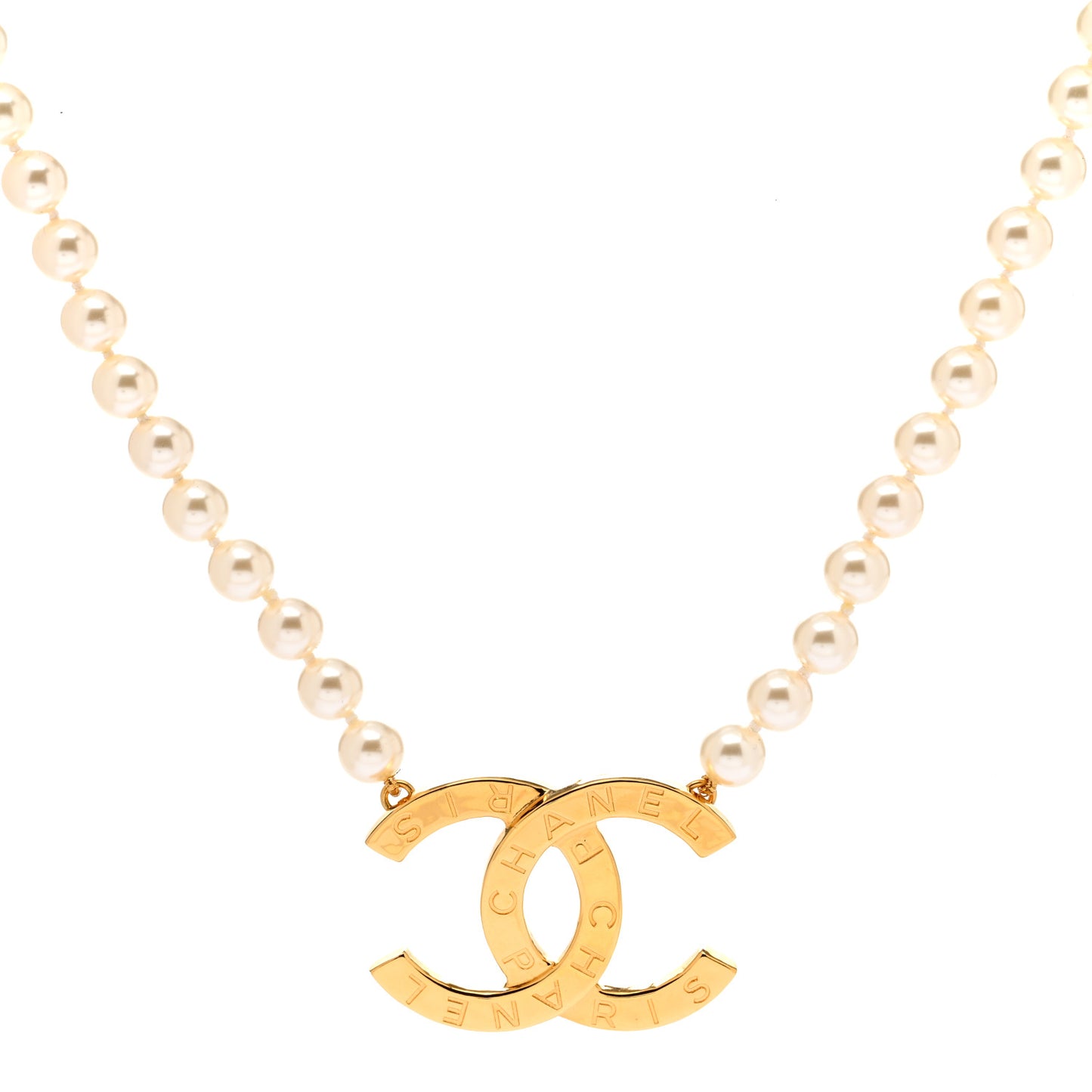 Pearl CC Paris Button Short Necklace Gold