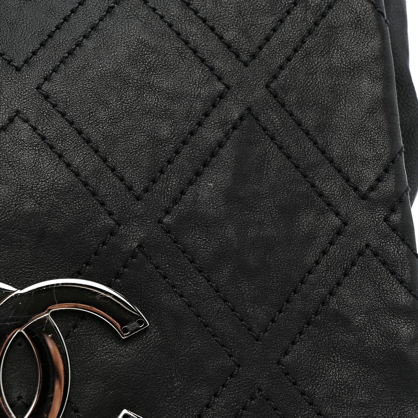 Calfskin Diamond Stitch Large Messenger Black