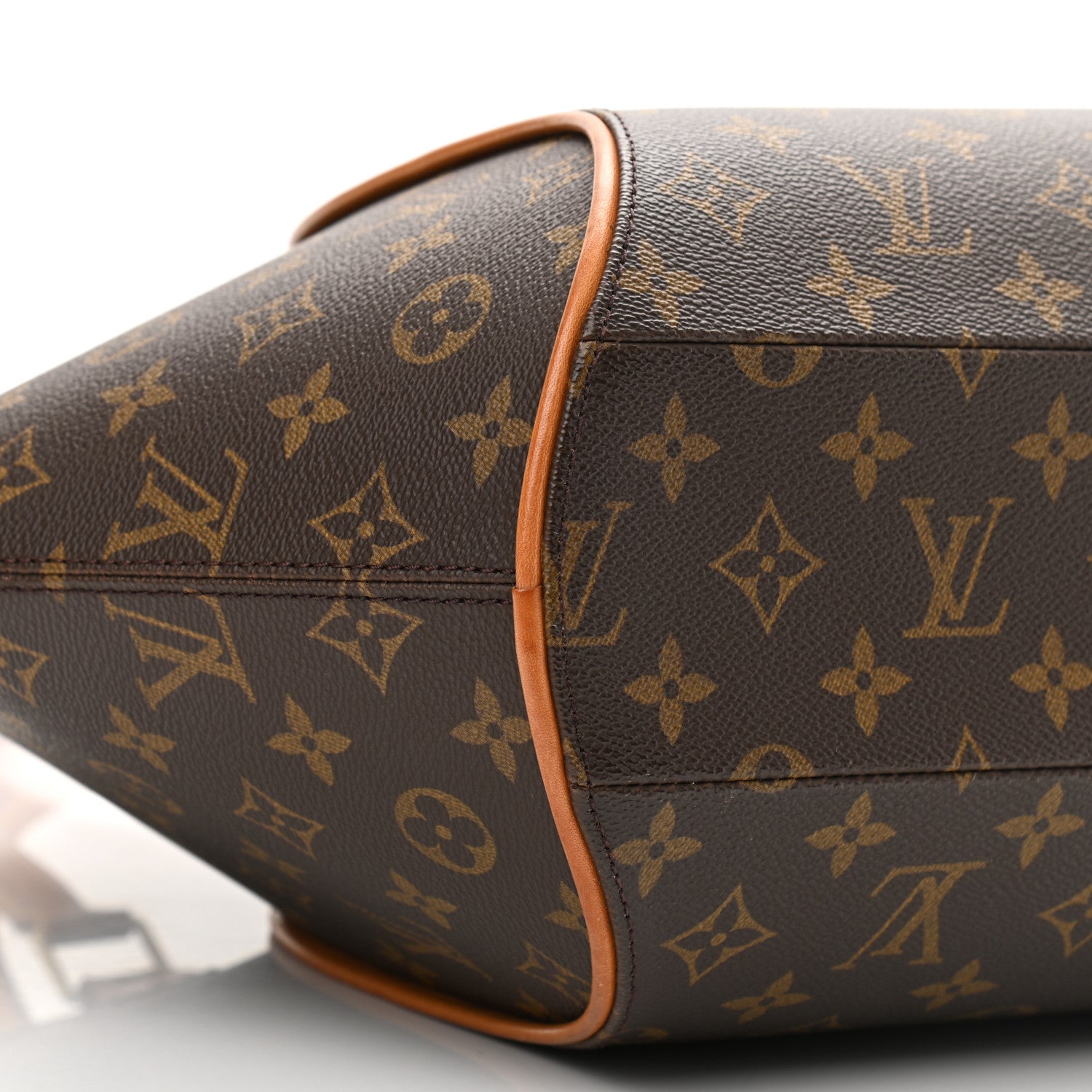 Louis Vuitton Monogram Ellipse MM 9 of 15