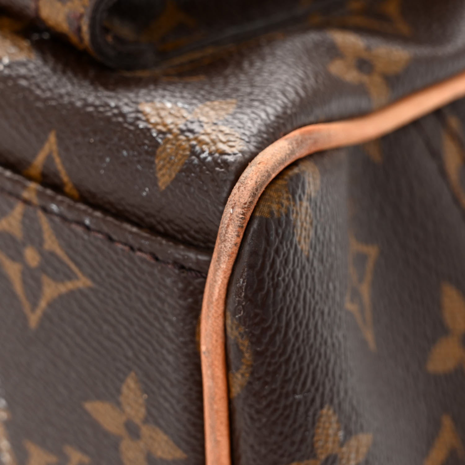 Louis Vuitton Monogram Manhattan GM 9 of 32