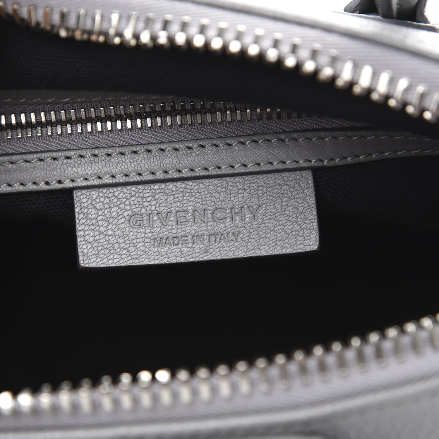 Givenchy Sugar Goatskin Small Antigona Pearl Grey 5 of 9