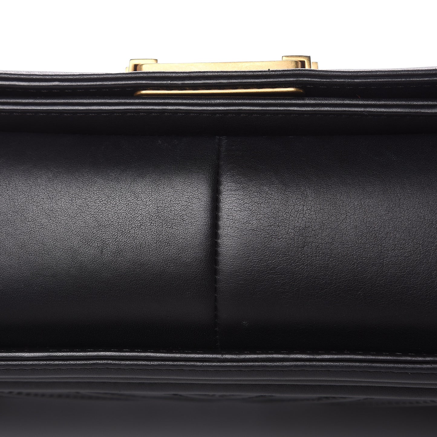 Calfskin Caviar Suede Chevron New Medium Boy Flap Black