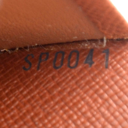 Louis Vuitton Monogram Medium Ring Agenda 6 of 7