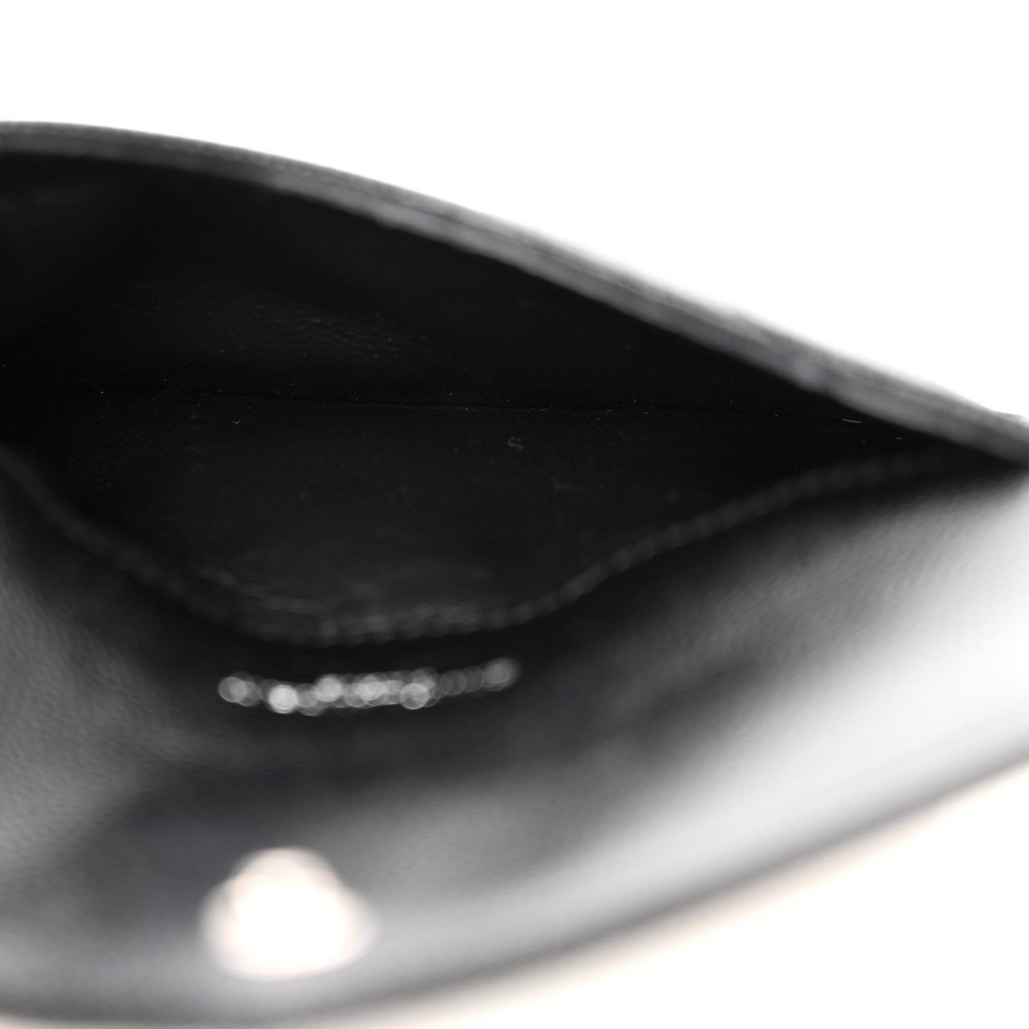Saint Laurent Grain De Poudre Matelasse Chevron Monogram Compact Wallet Black 5 of 7