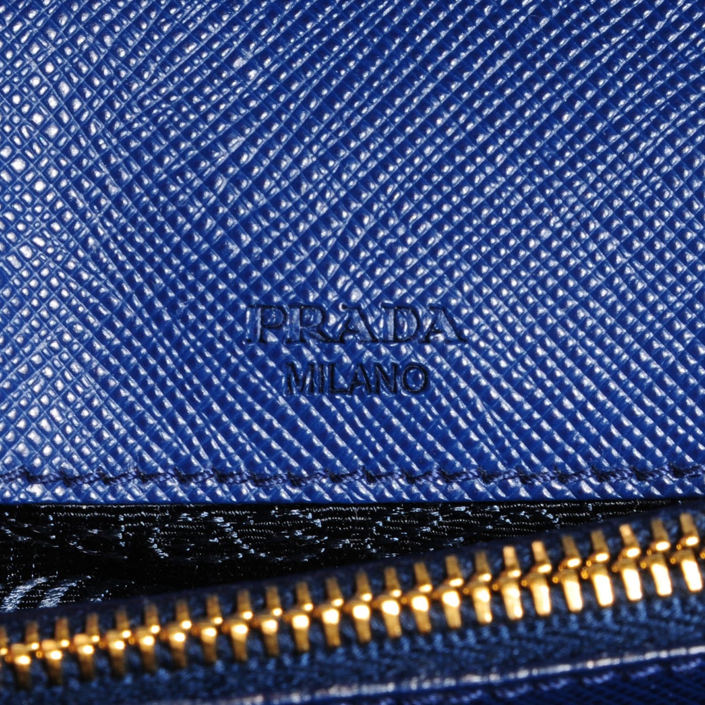 Saffiano Box Clutch Bleuette