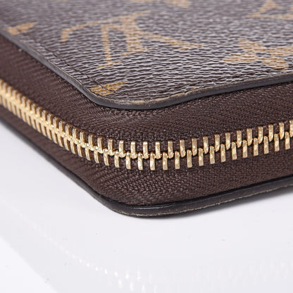 Louis Vuitton Monogram Zippy Wallet 11 of 11