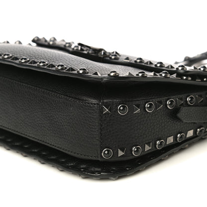 Valentino Garavani Pebbled Calfskin Onyx Medium Rockstud Rolling Flap Saddle Bag Black 5 of 21