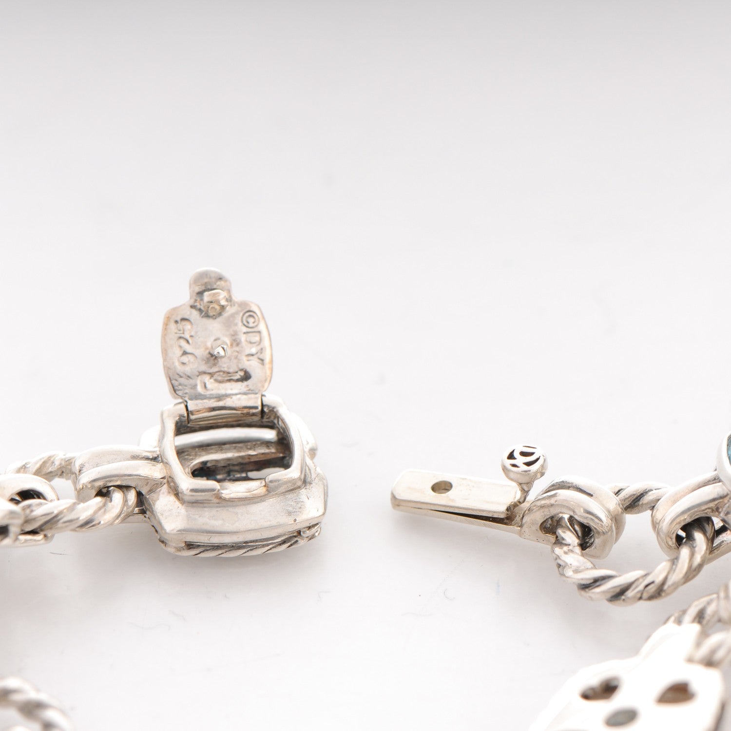 David Yurman Sterling Silver Blue Topaz 7mm Renaissance Linked Bracelet 4 of 4
