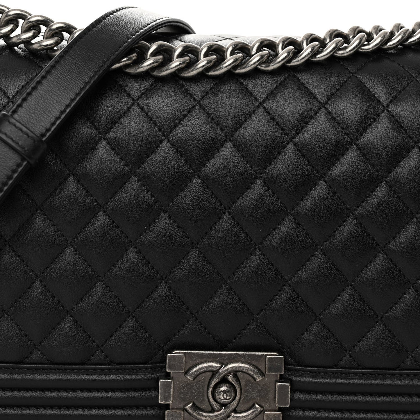 Lambskin Quilted New Medium Boy Flap Black