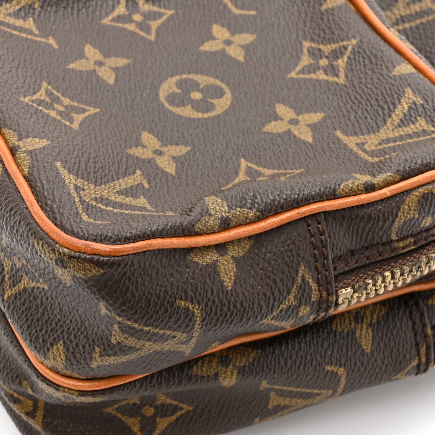 Louis Vuitton Monogram Amazone PM 13 of 15