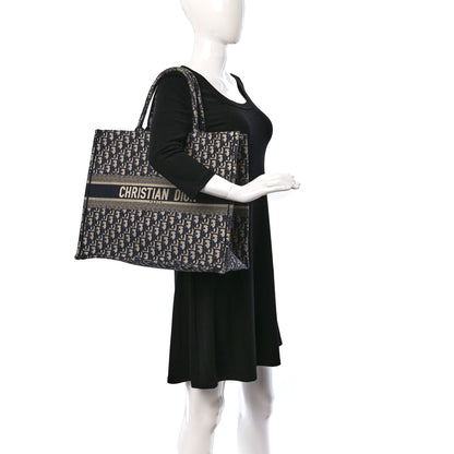 Christian Dior Oblique Large Book Tote Blue Multicolor 2 of 14