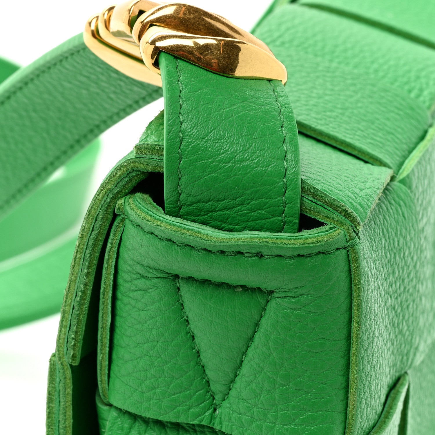 Bottega Veneta Grained Calfskin Maxi Intrecciato Cassette Crossbody Bag Parakeet 15 of 16