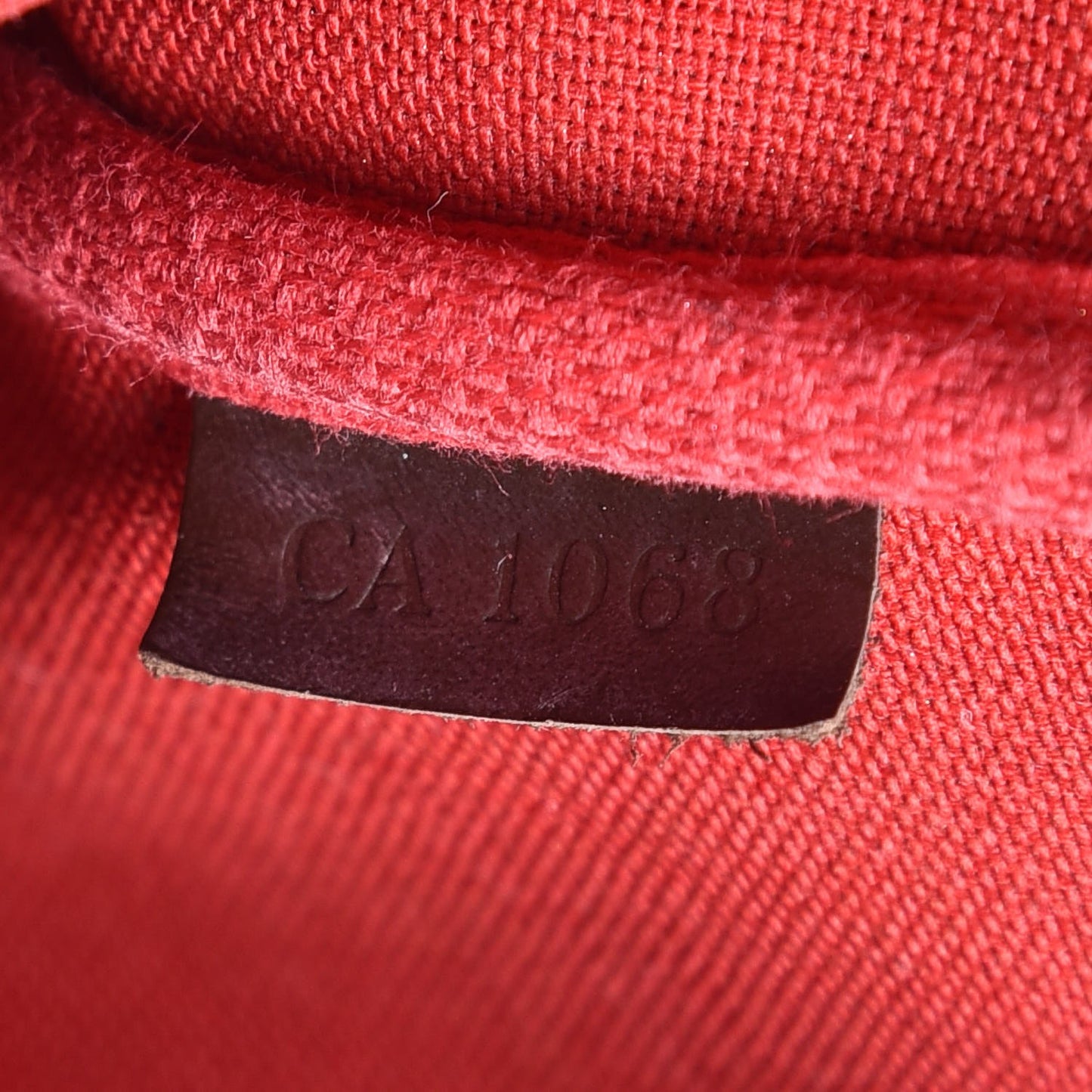 Damier Ebene Pochette Accessories