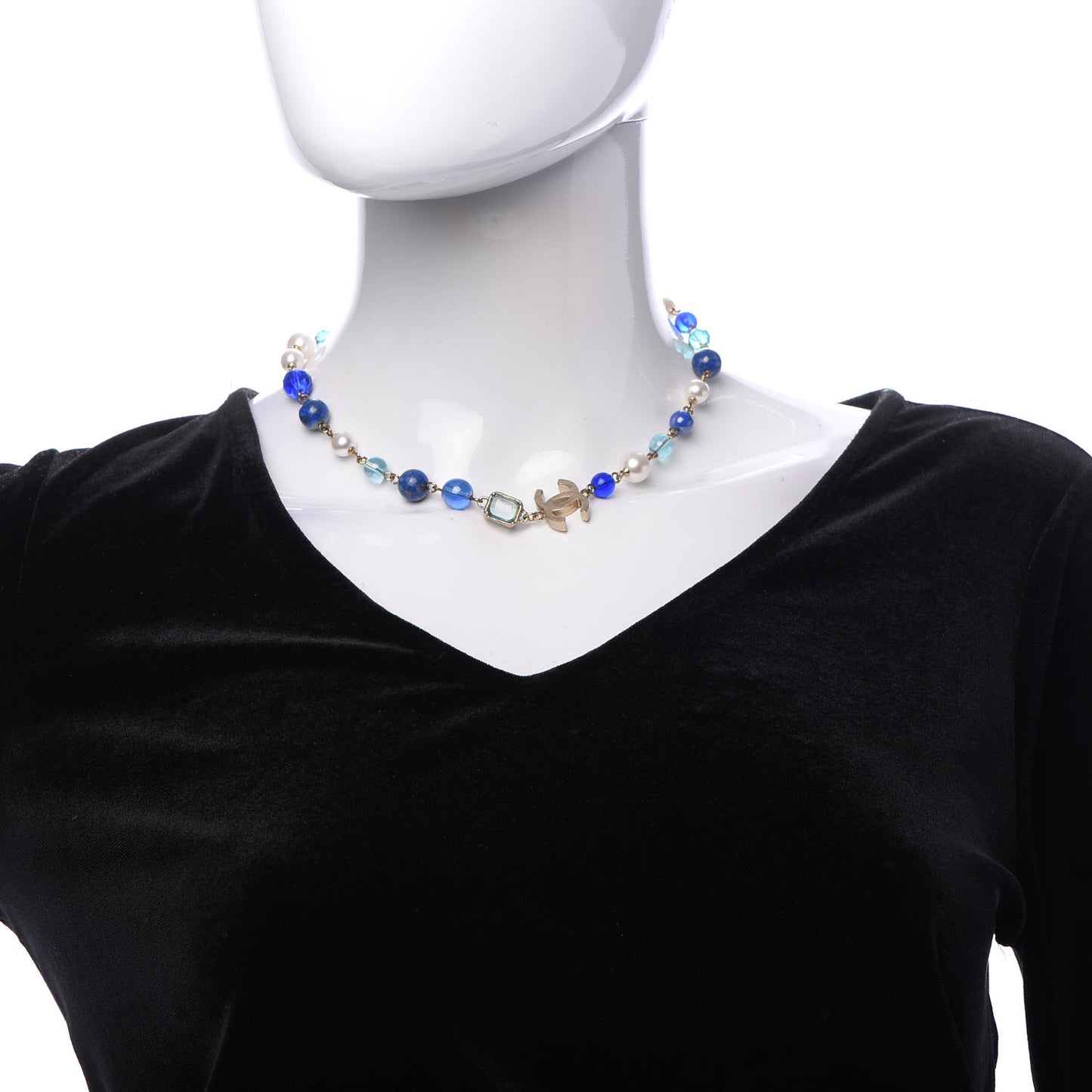 Ruthenium Pearl Beaded CC Short Necklace Silver Blue