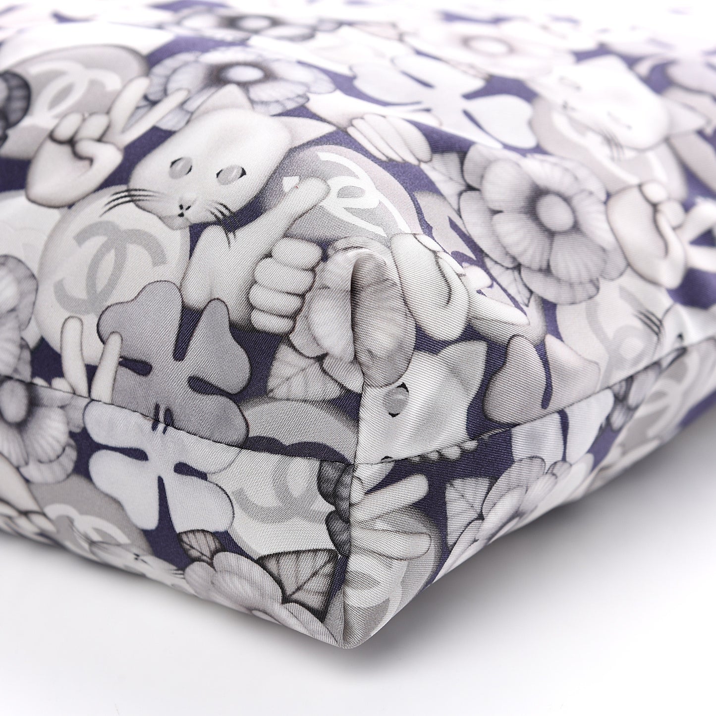 Nylon Cat Emoticon Tote Navy Silver