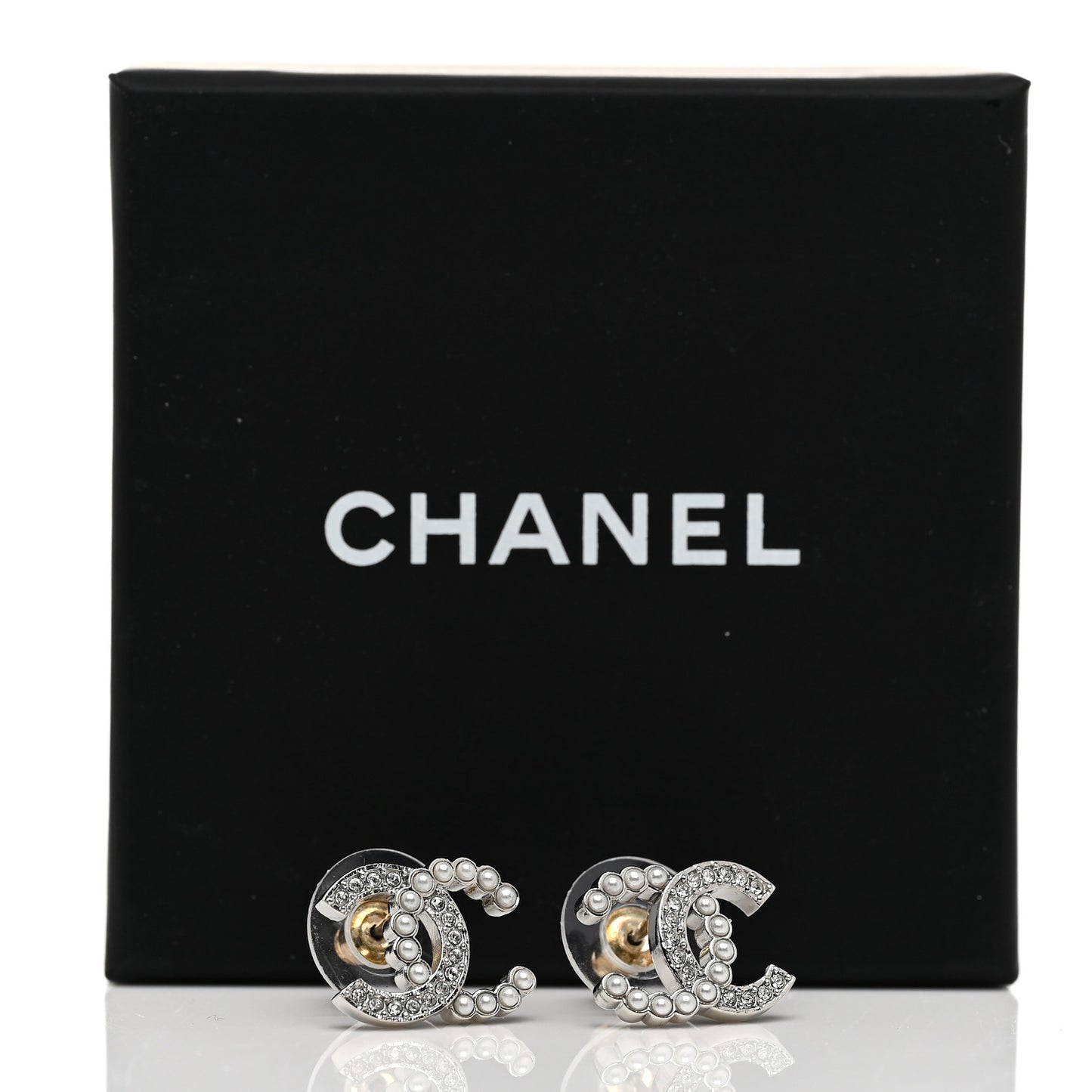 Pearl Crystal CC Earrings Silver Pearly White