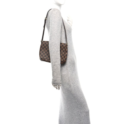 Louis Vuitton Damier Ebene Musette Tango 2 of 9