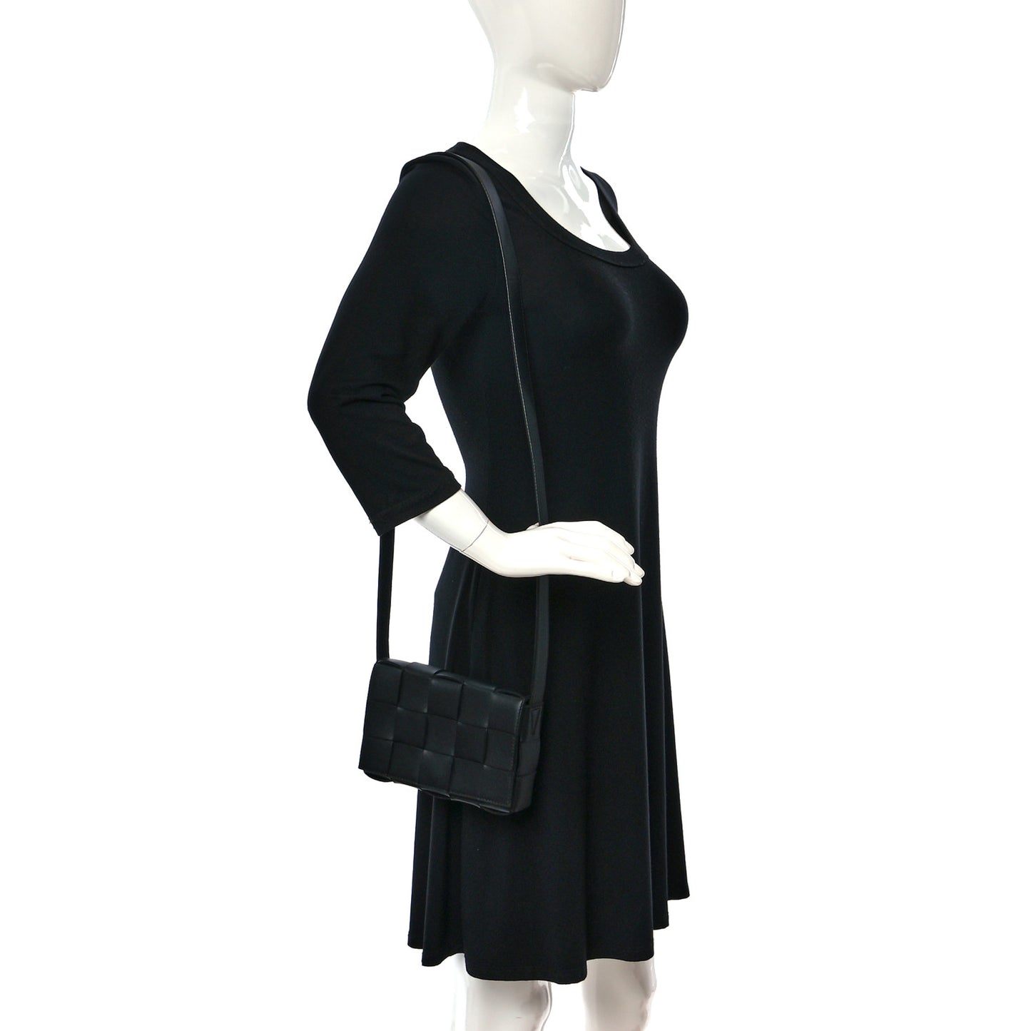 Lambskin Maxi Intreccio Small Cassette Crossbody Bag Black