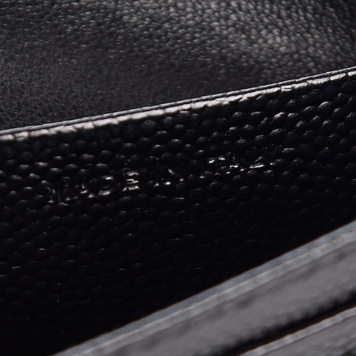 Grain De Poudre Matelasse Chevron Monogram Card Case Black