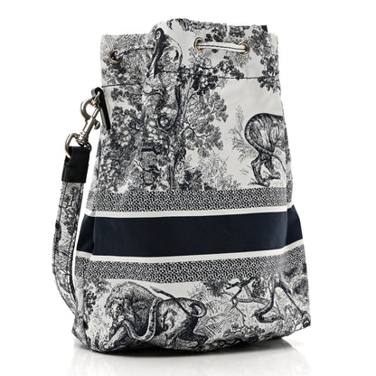 Christian Dior Technical Fabric Embroidered Toile De Jouy Sauvage DiorTravel Pouch Blue 3 of 7