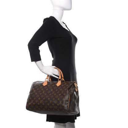 Louis Vuitton Monogram Speedy 35 2 of 10
