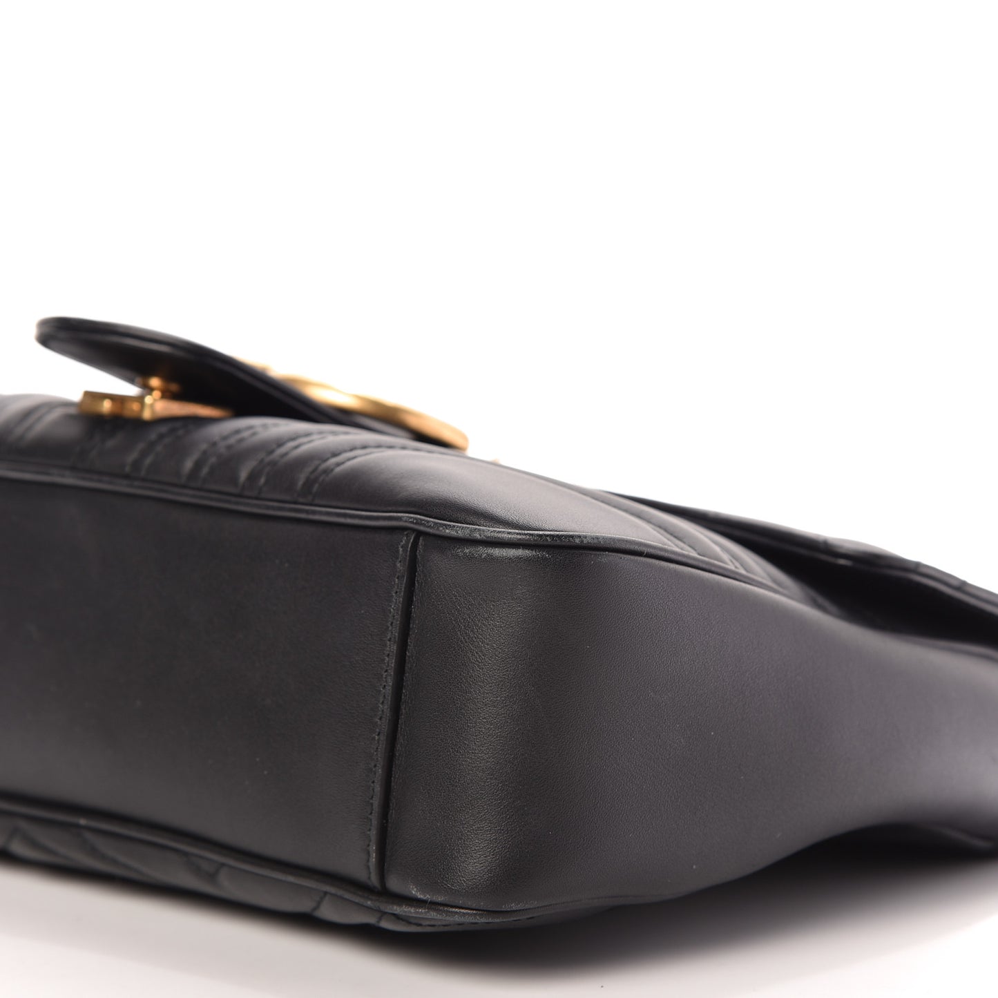 Calfskin Matelasse Medium GG Marmont Shoulder Bag Black