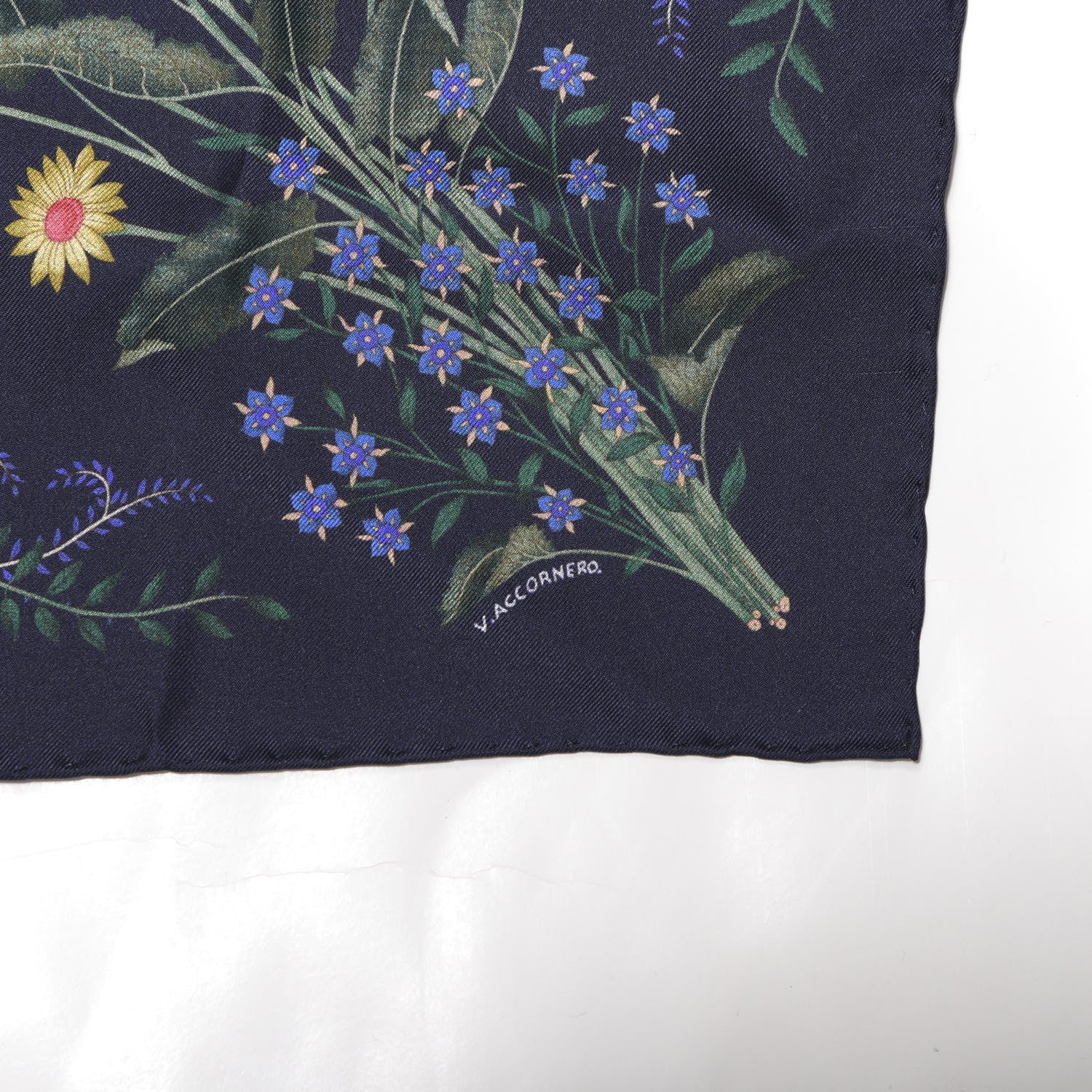 Gucci Silk Twill Nuovoflora Square Handkerchief Midnight Blue Blue 2 of 5