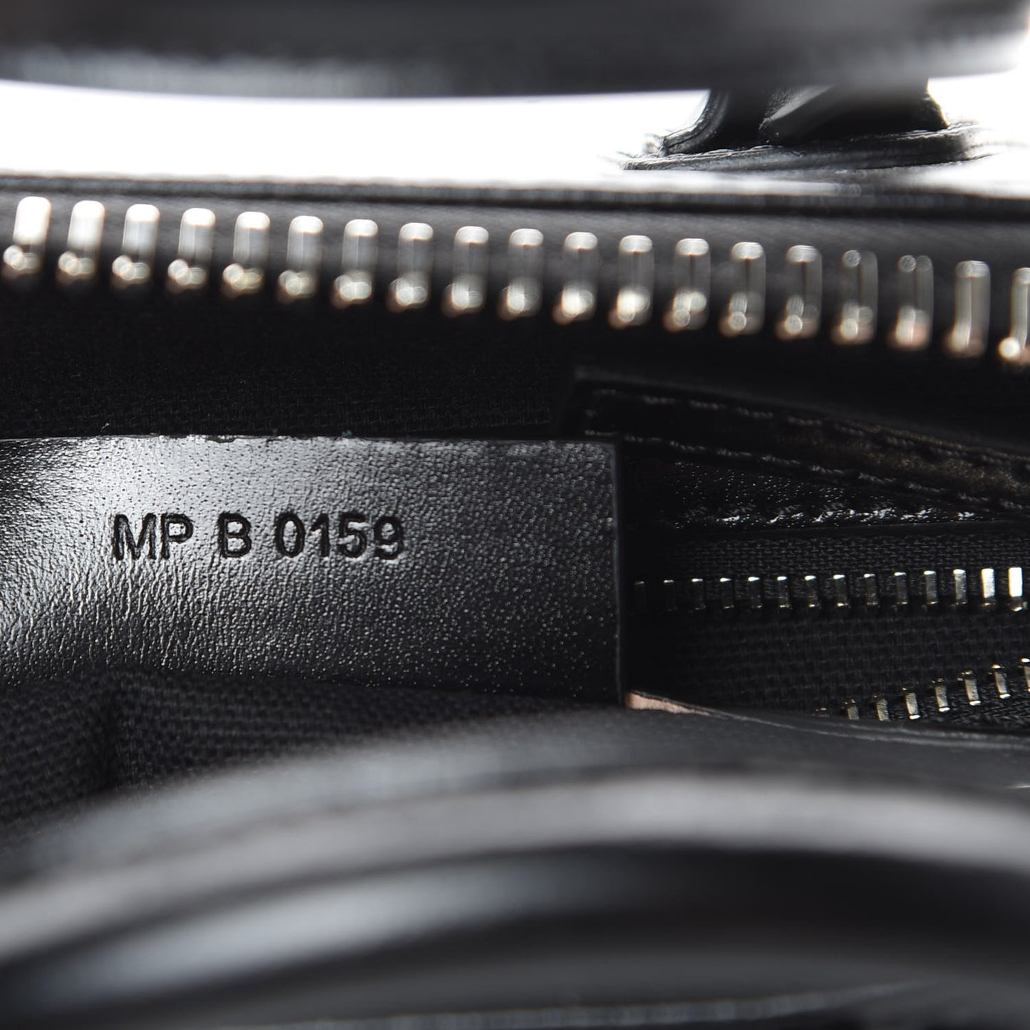 Shiny Lord Calfskin Mini Antigona Black