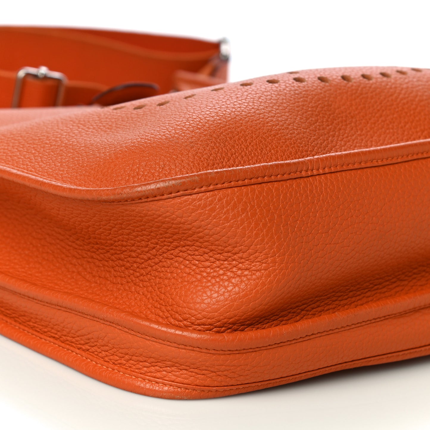 Taurillon Clemence Evelyne III GM Orange
