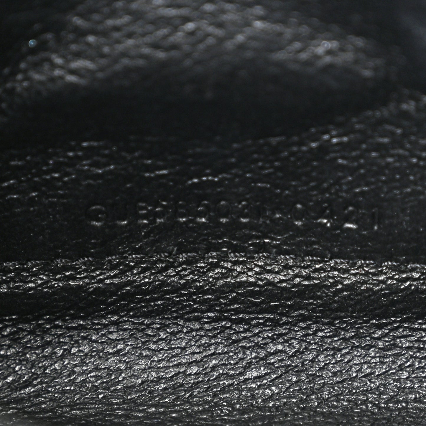 Lambskin Diamond Quilted Becky Chain Wallet Black