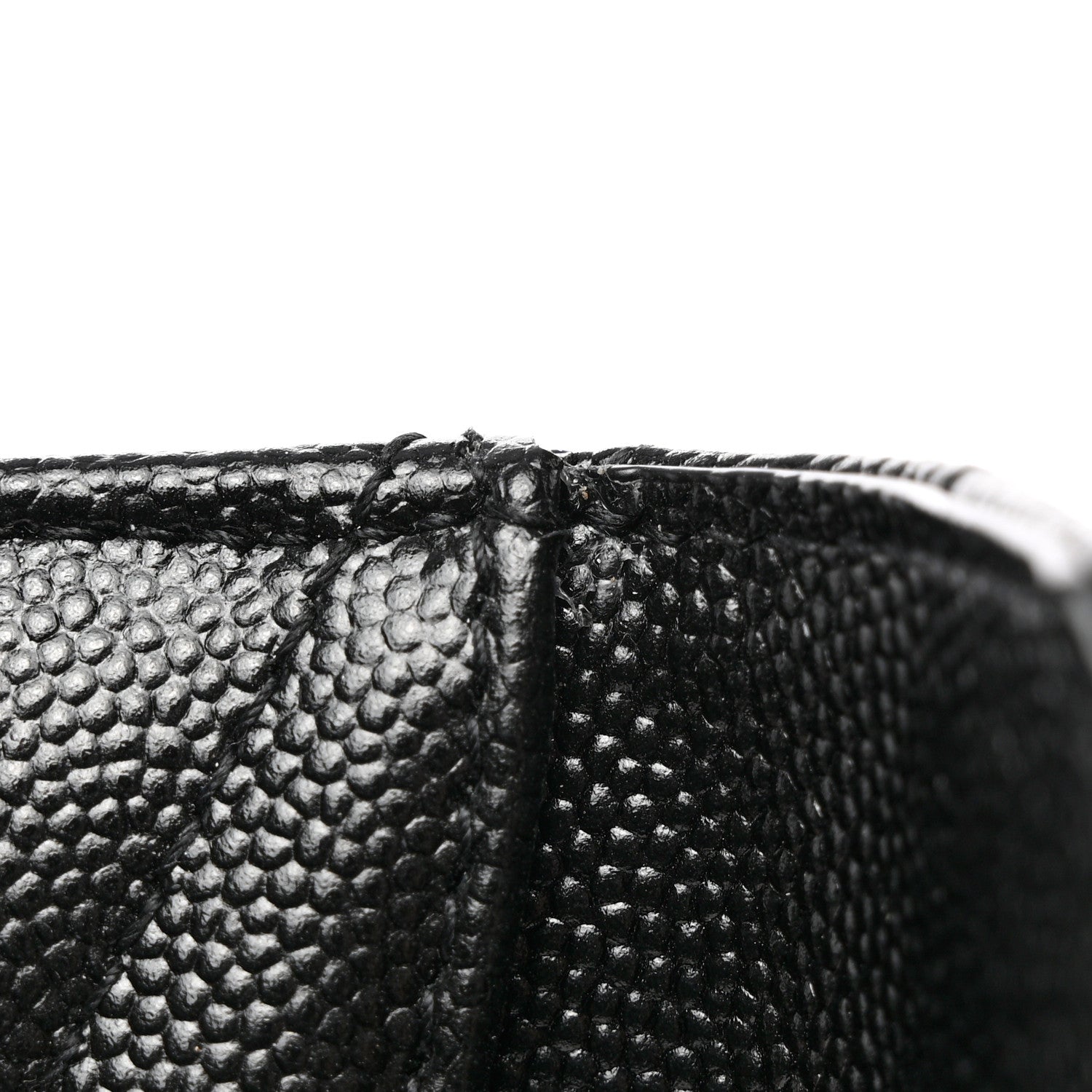 Saint Laurent Grain De Poudre Matelasse Chevron Monogram Compact Wallet Black 8 of 9