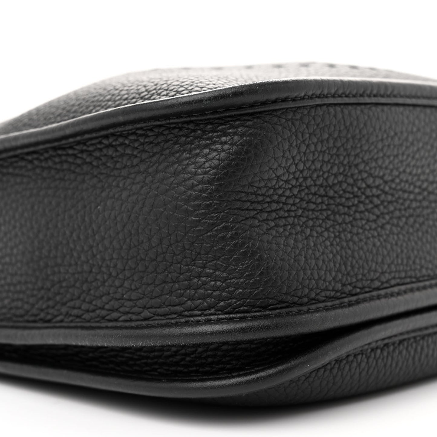 Taurillon Clemence Evelyne III PM Black