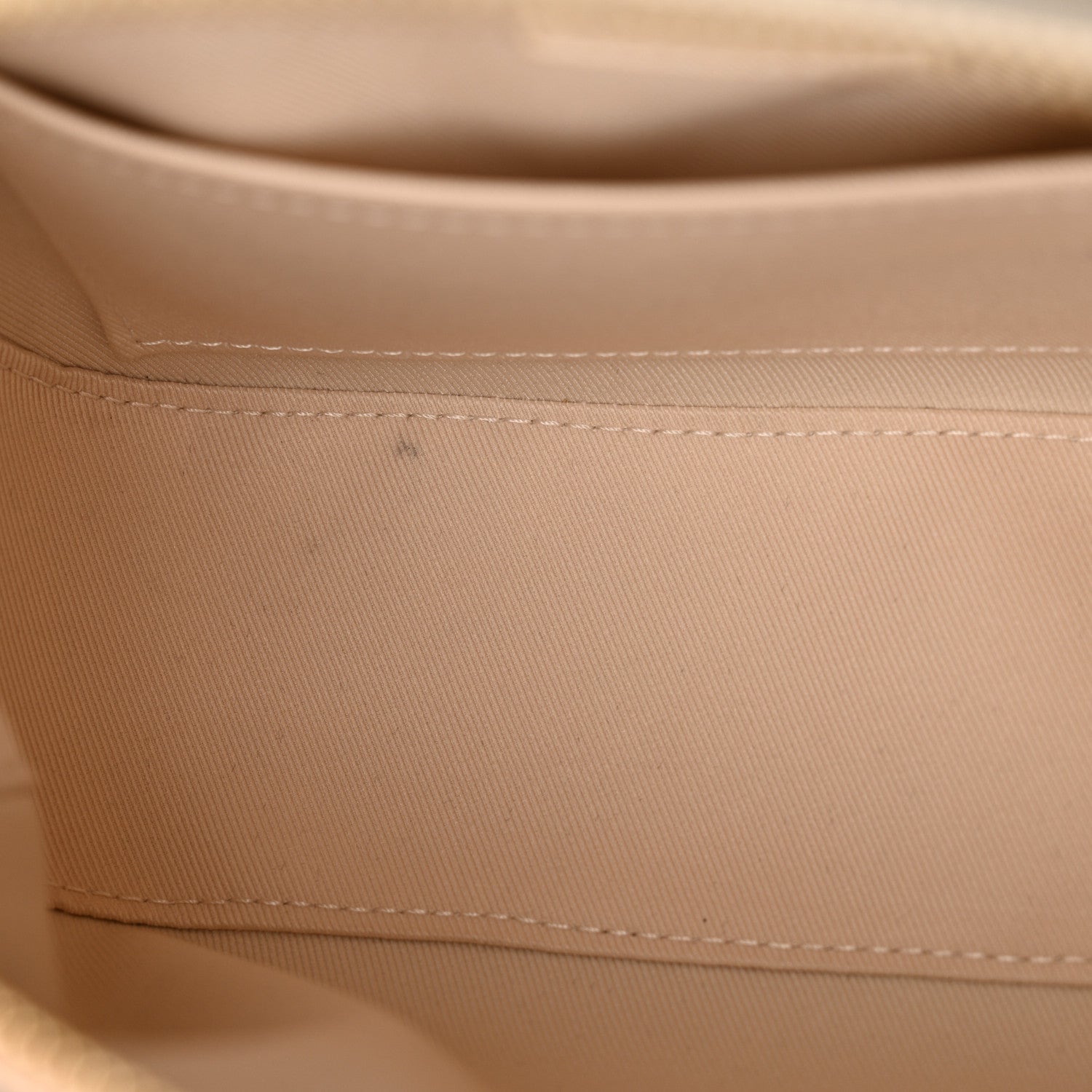 Louis Vuitton Monogram Saintonge Creme 10 of 11