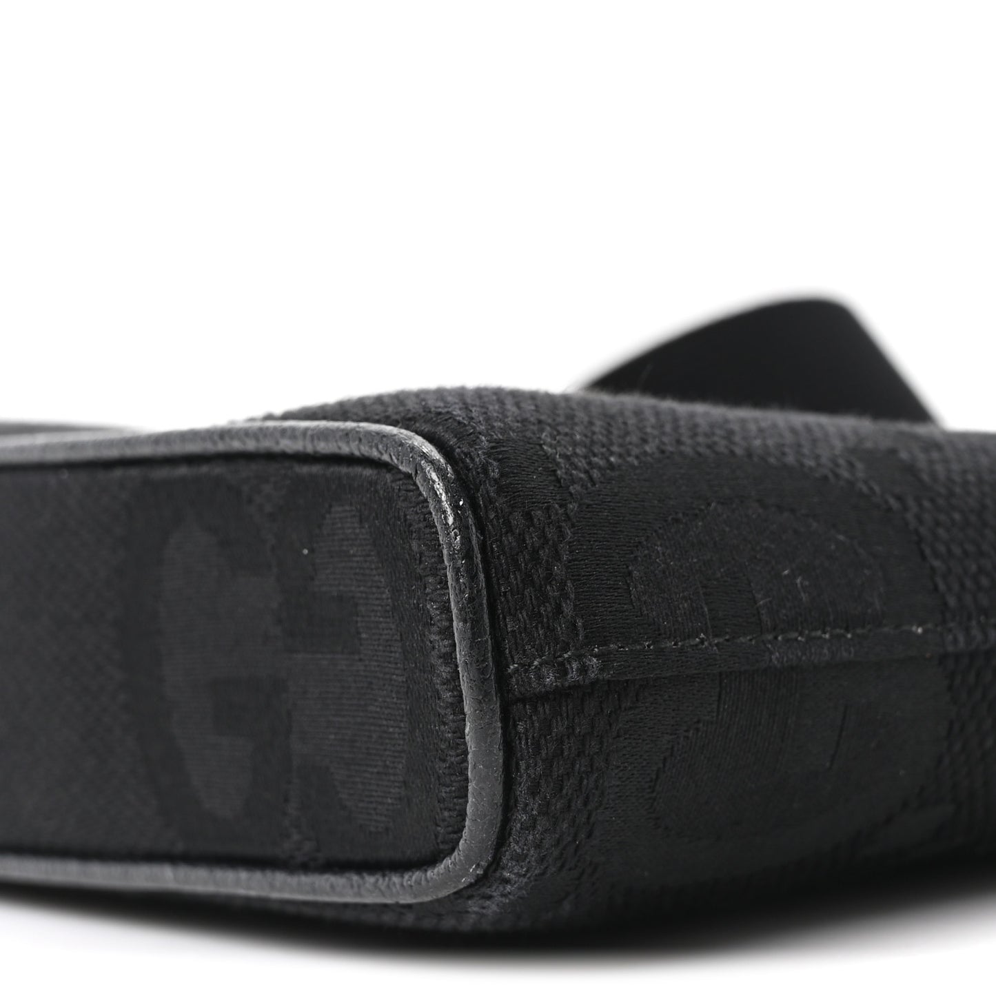 Monogram Jumbo GG Textured Dollar Calfskin Wristlet Messenger Bag Black