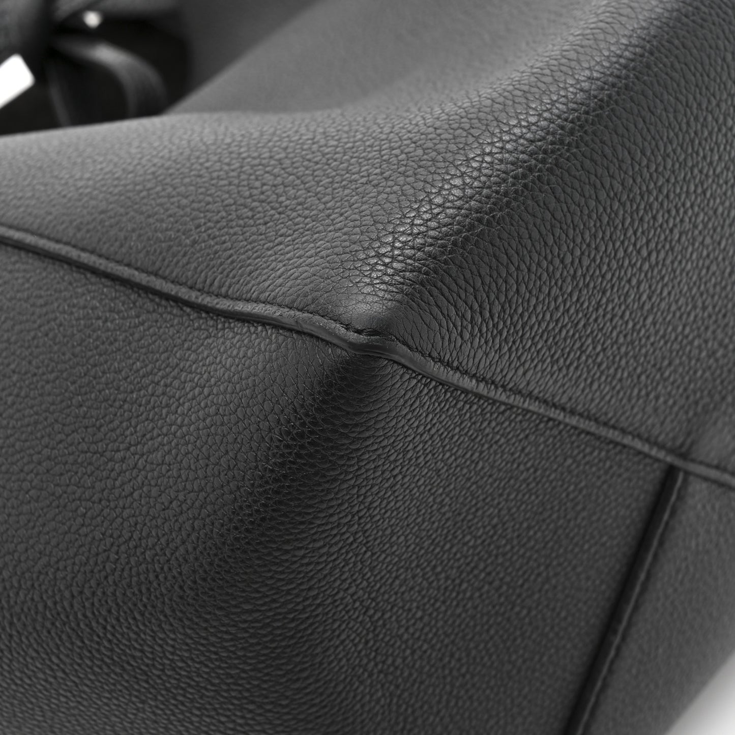 Soft Grained Calfskin Small Belt Cabas Phantom Black