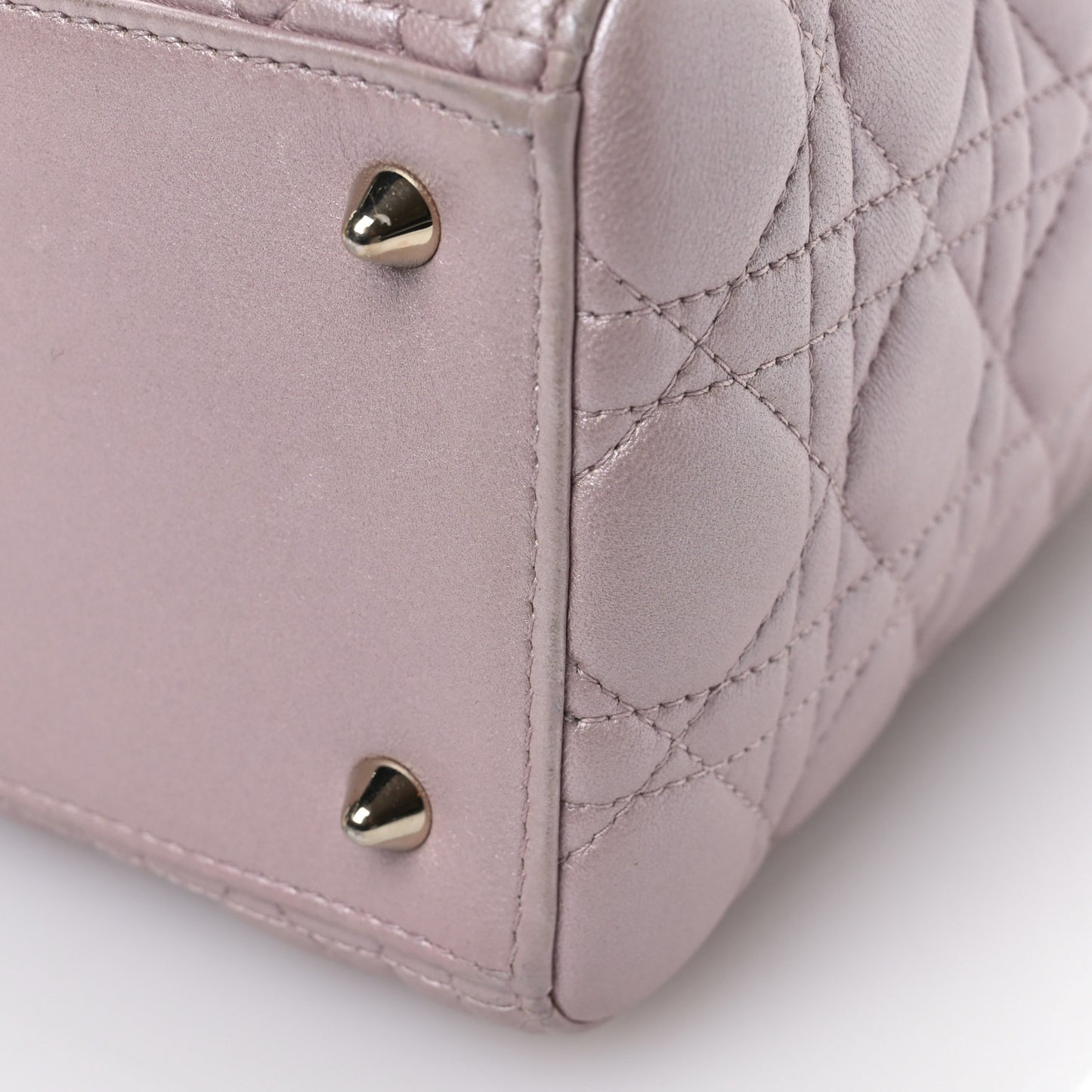 Pearly Lambskin Cannage Medium Lady Dior Blush