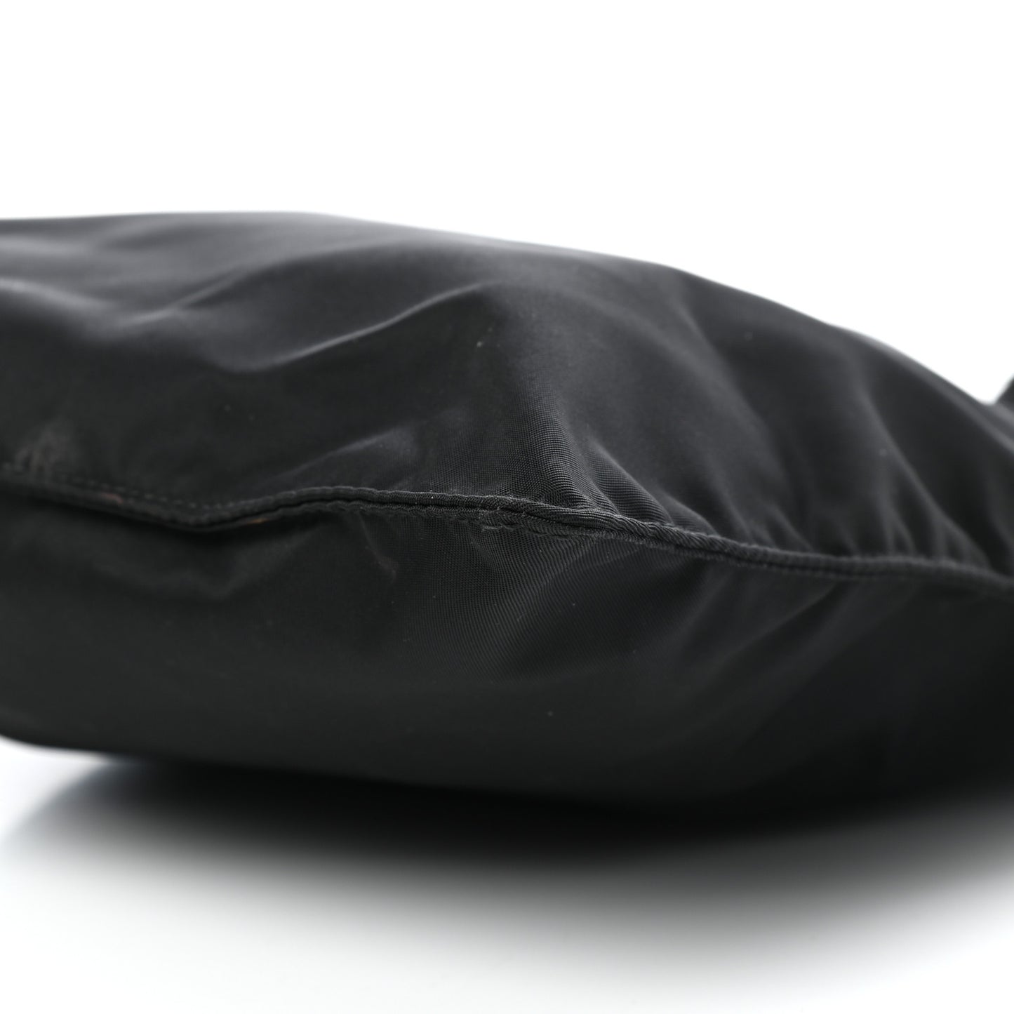 Tessuto Nylon Saffiano Flat Messenger Bag Black