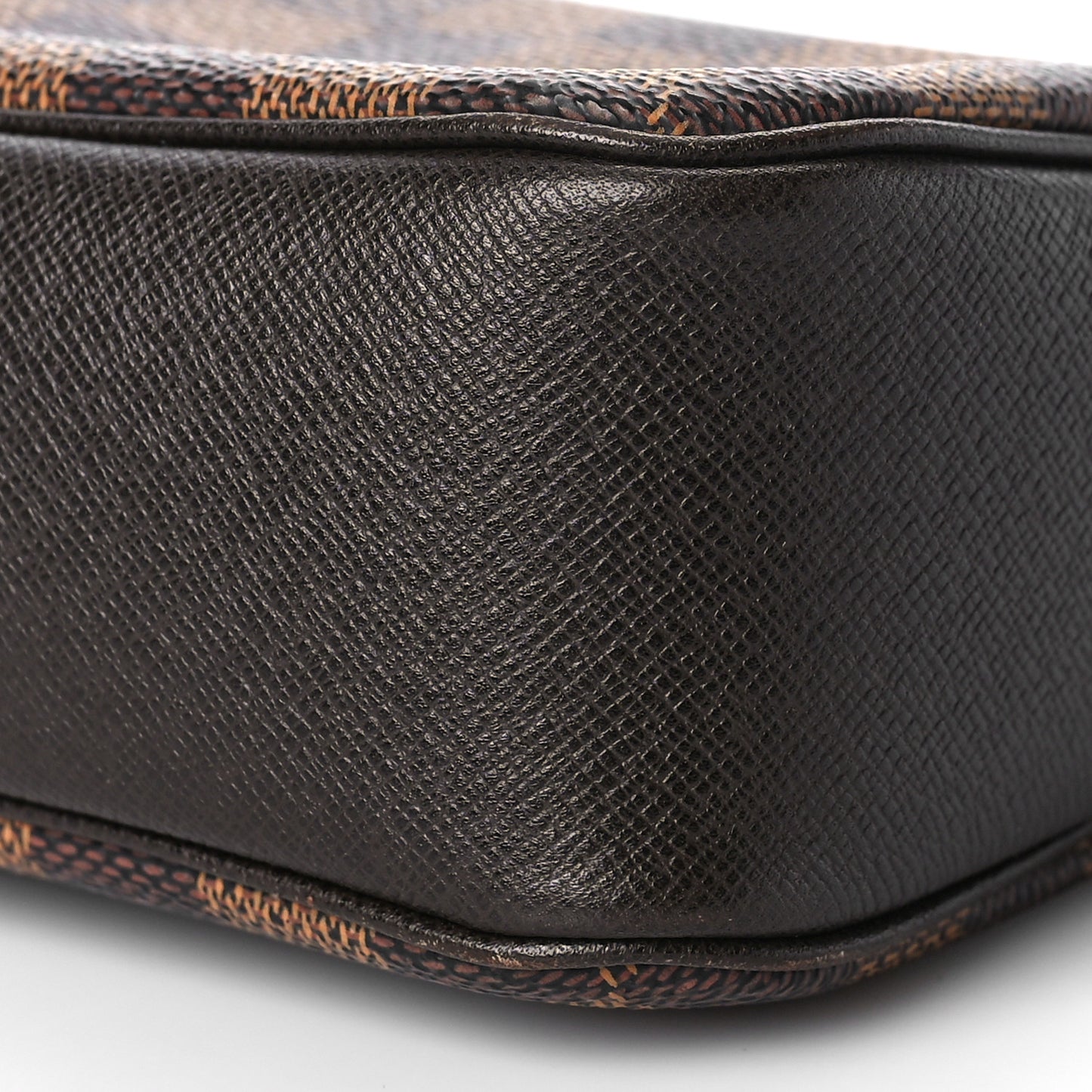 Damier Ebene Trousse Make Up Bag Pochette